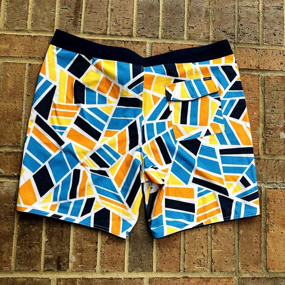 O'neill Hyperfreak Mens Multicolor Geometric Boardshorts Swim Trunks Size 40 NWT - Picture 2 of 6